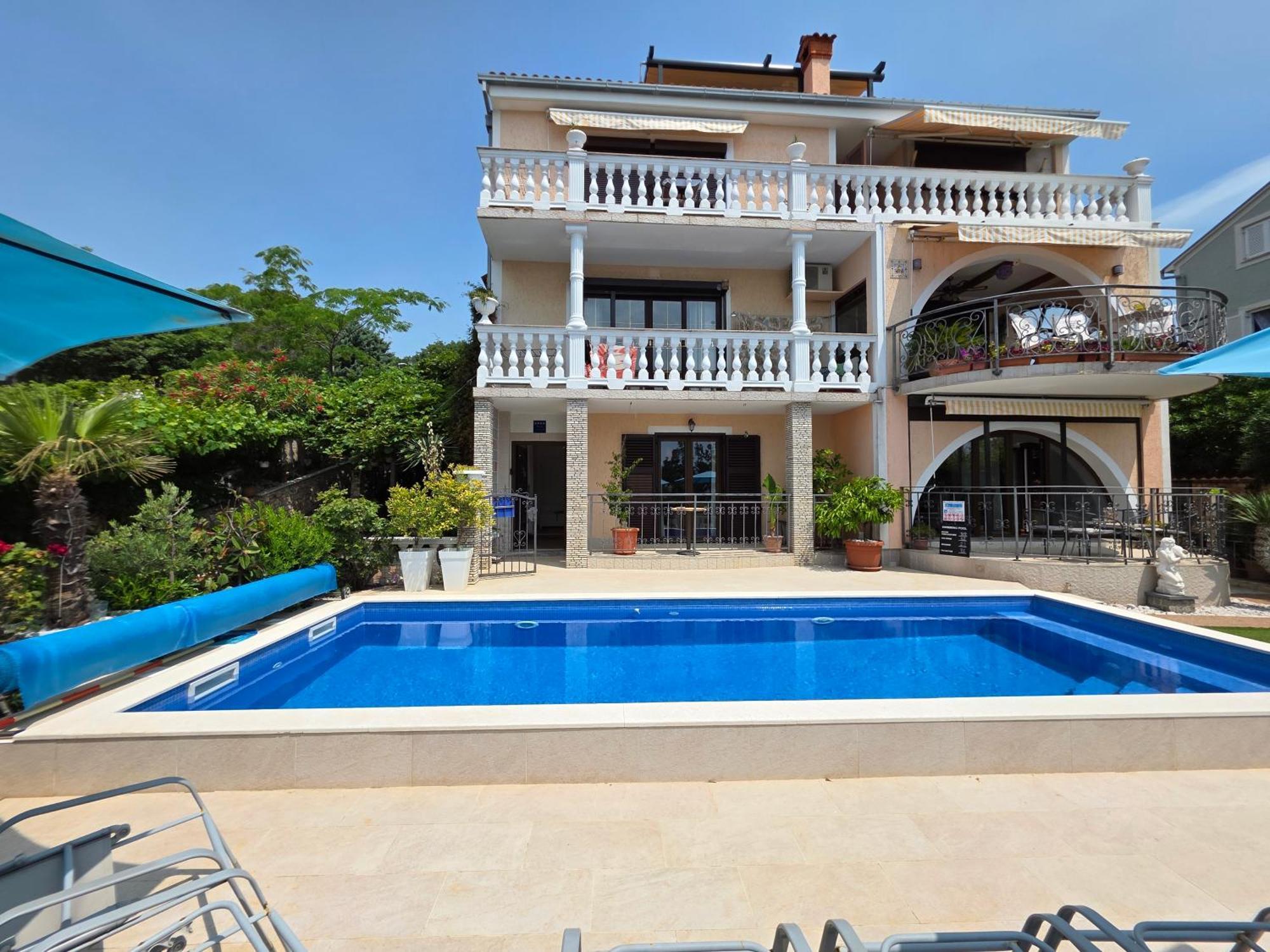 Apartments Villa Vera Novi Vinodolski Exterior photo